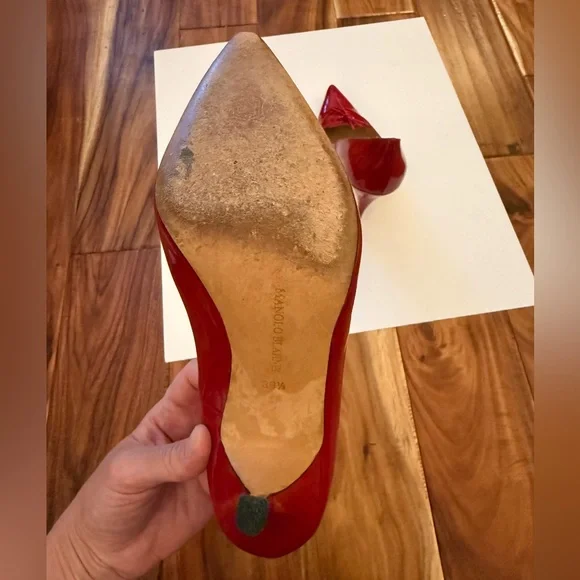 Manolo Blahnik Vibrant Red Heels - Picture 7 of 10